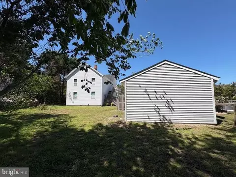Exterior - 104 Franklin Ave, Berlin, MD 21811 photo 3 of 10