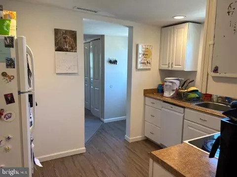 Entry Way - 104 Franklin Ave, Berlin, MD 21811 photo 1 of 2