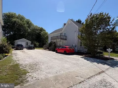 Exterior - 104 Franklin Ave, Berlin, MD 21811 photo 5 of 10