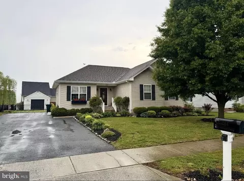 603 Hillcrest Dr, Pocomoke City, MD 21851