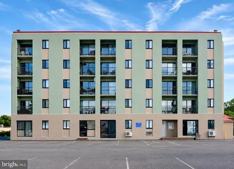 2301 Philadelphia Ave #406, Ocean City, MD 21842