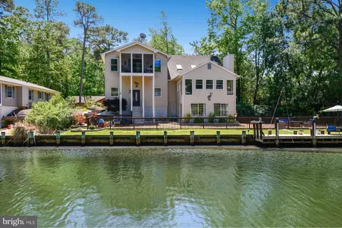 19 Duck Cv, Ocean Pines, MD 21811