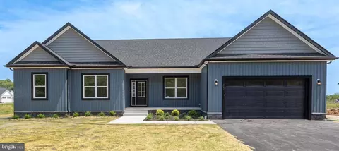 7 Jockey Ct, Berlin, MD 21811