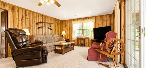 Living - 333 Mcgrath Rd, Eden, MD 21822 photo 2 of 2