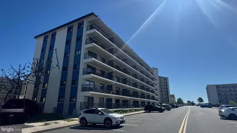10 135th St #106, Ocean City, MD 21842