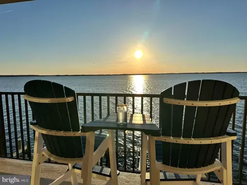 778 94th St #205, Ocean City, MD 21842