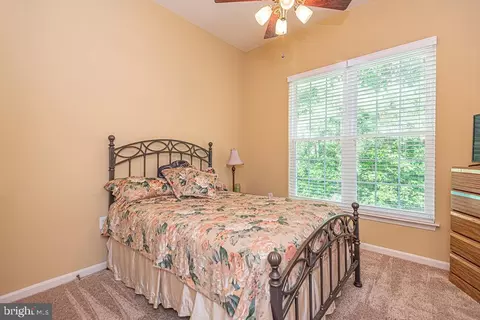 Bedroom - 7 Long Point Ct, Ocean Pines, MD 21811 photo 7 of 11