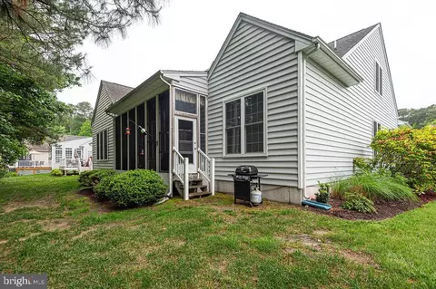 Exterior - 7 Long Point Ct, Ocean Pines, MD 21811 photo 7 of 10