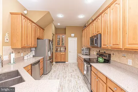 Kitchen - 7 Long Point Ct, Ocean Pines, MD 21811 photo 2 of 3