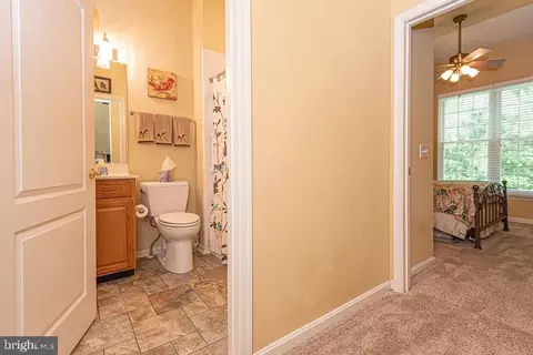 Entry Way - 7 Long Point Ct, Ocean Pines, MD 21811 photo 4 of 7