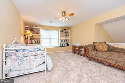 Bedroom - 7 Long Point Ct, Ocean Pines, MD 21811 photo 9 of 11