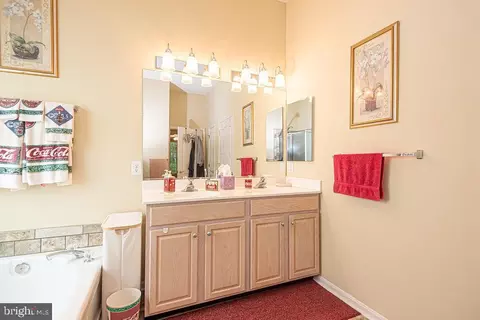 Bath - 7 Long Point Ct, Ocean Pines, MD 21811 photo 3 of 7
