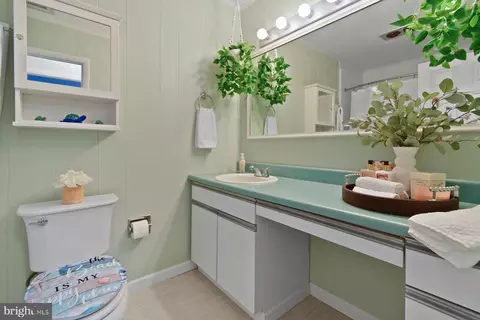 Bath - 20 Southwind, Ocean Pines, MD 21811 photo 3 of 4