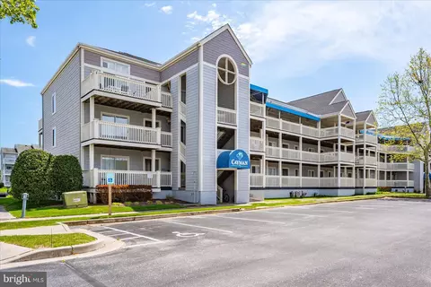 205 125th St #114C, Ocean City, MD 21842