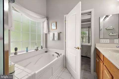 Bath - 95 Chatham Ct, Ocean Pines, MD 21811 photo 4 of 6