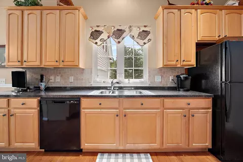 Kitchen - 95 Chatham Ct, Ocean Pines, MD 21811 photo 3 of 7