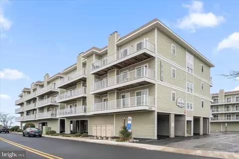 120 71st St #30, Ocean City, MD 21842