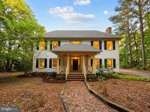11429 Assateague Rd, Berlin, MD 21811