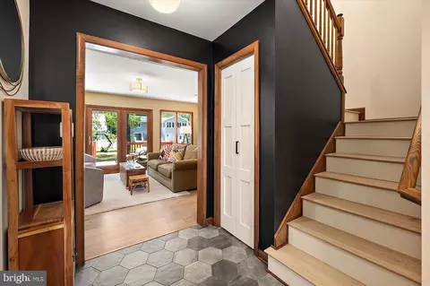 Entry Way - 91 Watertown Rd, Ocean Pines, MD 21811 photo 2 of 9