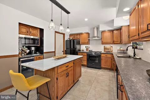 Kitchen - 91 Watertown Rd, Ocean Pines, MD 21811 photo 2 of 8