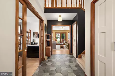 Entry Way - 91 Watertown Rd, Ocean Pines, MD 21811 photo 3 of 9