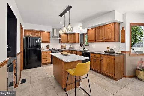 Kitchen - 91 Watertown Rd, Ocean Pines, MD 21811 photo 1 of 8