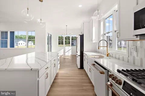 Entry Way - 75 King Richard Rd, Berlin, MD 21811 photo 4 of 11