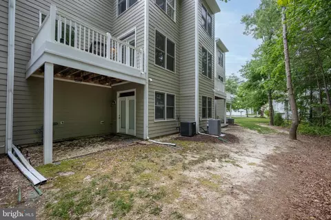Exterior - 11964 W War Dancer Ln #103, Berlin, MD 21811 photo 9 of 13