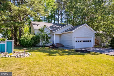 Exterior - 369 Ocean Pkwy, Ocean Pines, MD 21811 photo 1 of 7