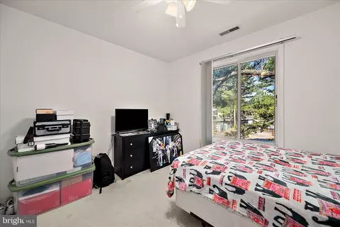 Bedroom - 369 Ocean Pkwy, Ocean Pines, MD 21811 photo 5 of 12