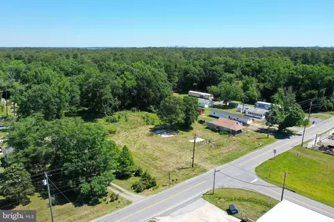 11843 11845 Grays Corner Rd, Berlin, MD 21811