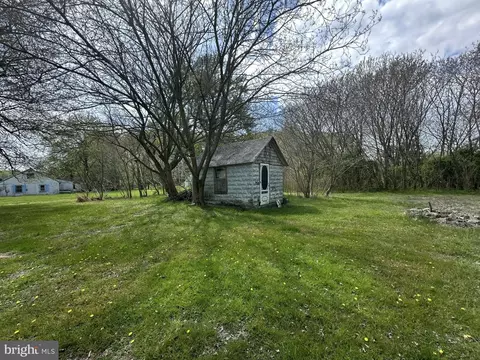 Exterior - 10037 Main St, Berlin, MD 21811 photo 3 of 4
