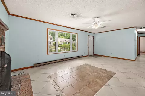 Living - 11 Bimini Ln, Ocean Pines, MD 21811 photo 5 of 6