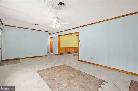 Living - 11 Bimini Ln, Ocean Pines, MD 21811 photo 6 of 6