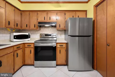 Kitchen - 11 Bimini Ln, Ocean Pines, MD 21811 photo 4 of 5