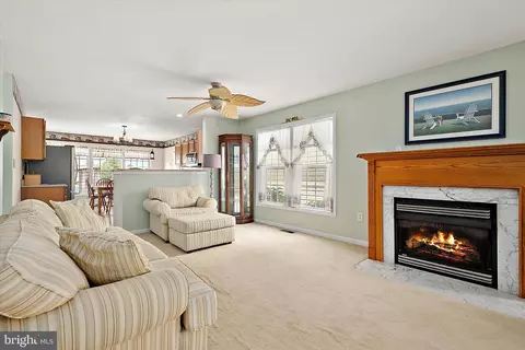 Living - 16 Windswept Dr, Berlin, MD 21811 photo 5 of 6