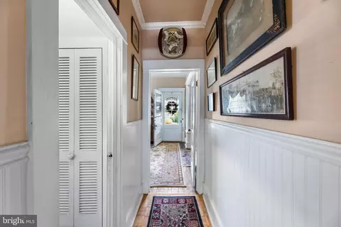 Entry Way - 207 Williams St, Berlin, MD 21811 photo 4 of 5