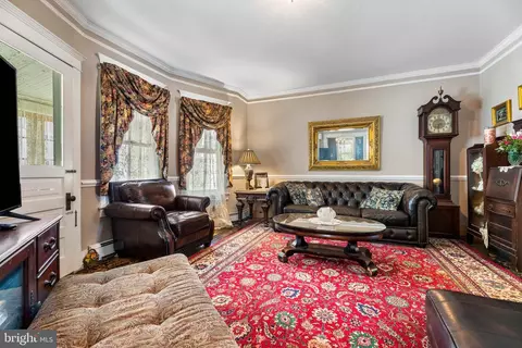Living - 207 Williams St, Berlin, MD 21811 photo 1 of 3