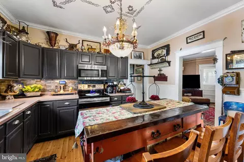 Kitchen - 207 Williams St, Berlin, MD 21811 photo 3 of 3