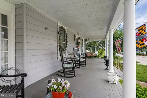Exterior - 207 Williams St, Berlin, MD 21811 photo 4 of 11
