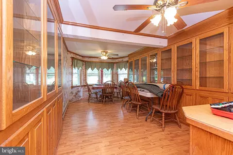Dining - 17 Burley St, Berlin, MD 21811 photo 1 of 3