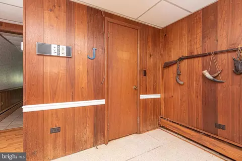 Entry Way - 17 Burley St, Berlin, MD 21811 photo 7 of 13