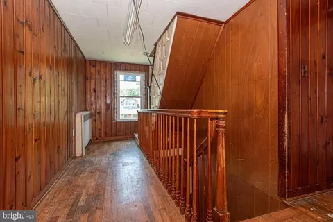 Entry Way - 19 Burley St, Berlin, MD 21811 photo 11 of 18