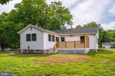 Exterior - 100 Esham Ave, Berlin, MD 21811 photo 3 of 17