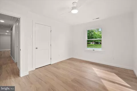 Bedroom - 100 Esham Ave, Berlin, MD 21811 photo 5 of 7
