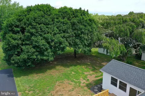 Exterior - 100 Esham Ave, Berlin, MD 21811 photo 17 of 17