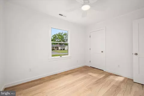 Bedroom - 100 Esham Ave, Berlin, MD 21811 photo 7 of 7