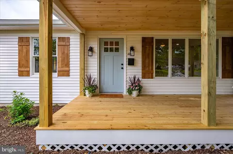 Exterior - 100 Esham Ave, Berlin, MD 21811 photo 6 of 17