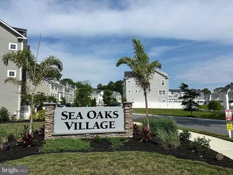 9522 Seascape Ln #5, Berlin, MD 21811