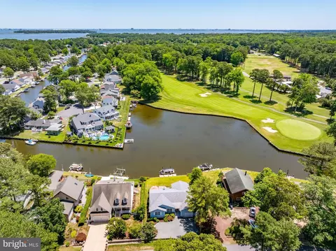 88 Newport Dr, Ocean Pines, MD 21811